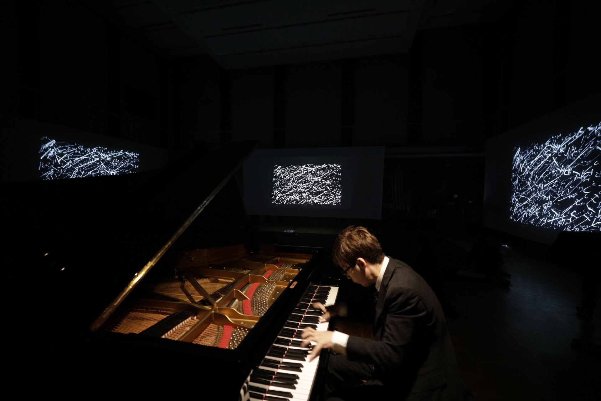 特別演奏会 |  「BACH CONCERT：MUSIC×TYPOGRAPHY   バッハ・コンサート：音楽×タイポグラフィ」パート1