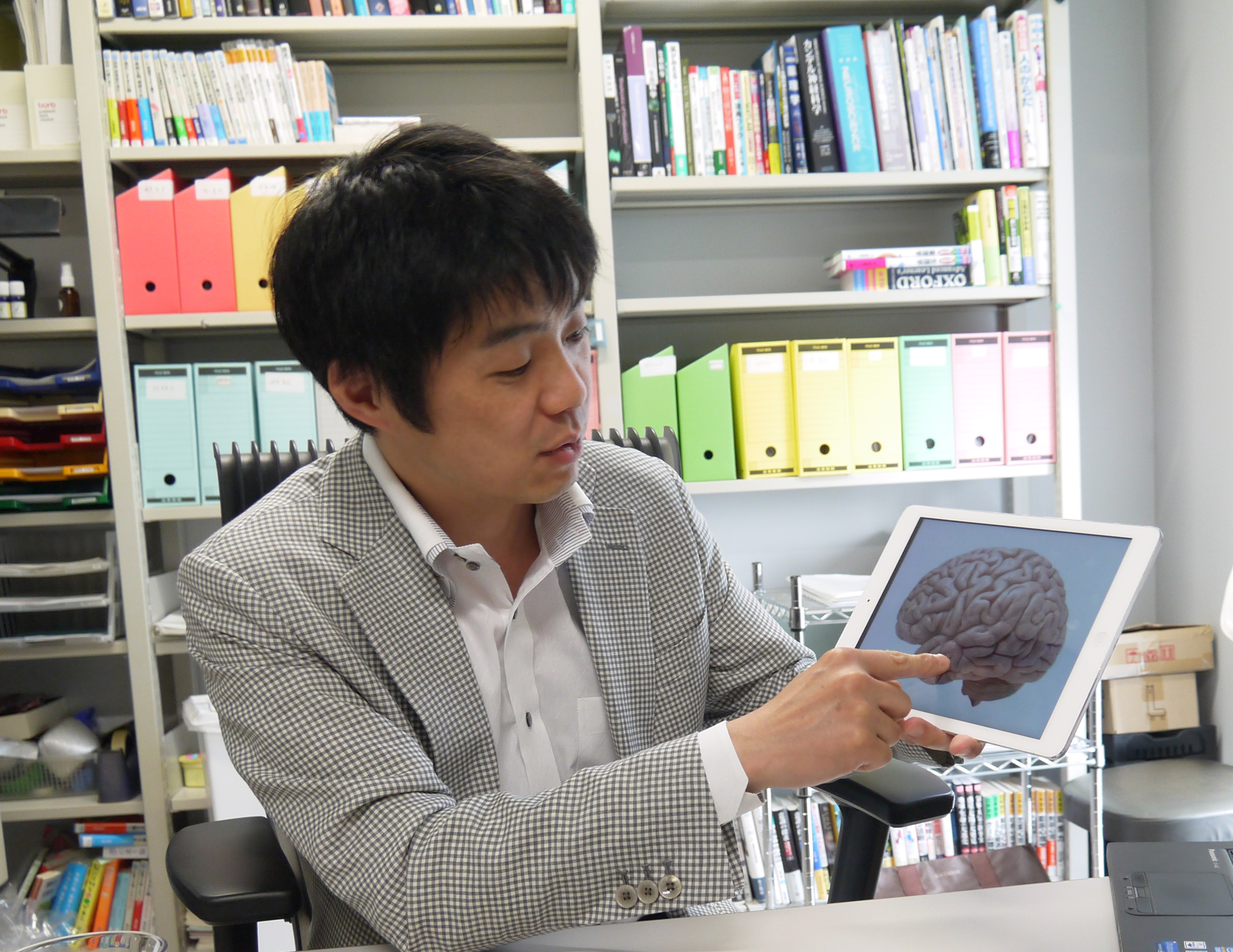 特別講義　池谷裕二「脳が感じている世界とは何か」<br/>2017年12月15日（金）5限 16:20～17:50　東京藝術大学 上野キャンパス 音楽学部 5-407教室